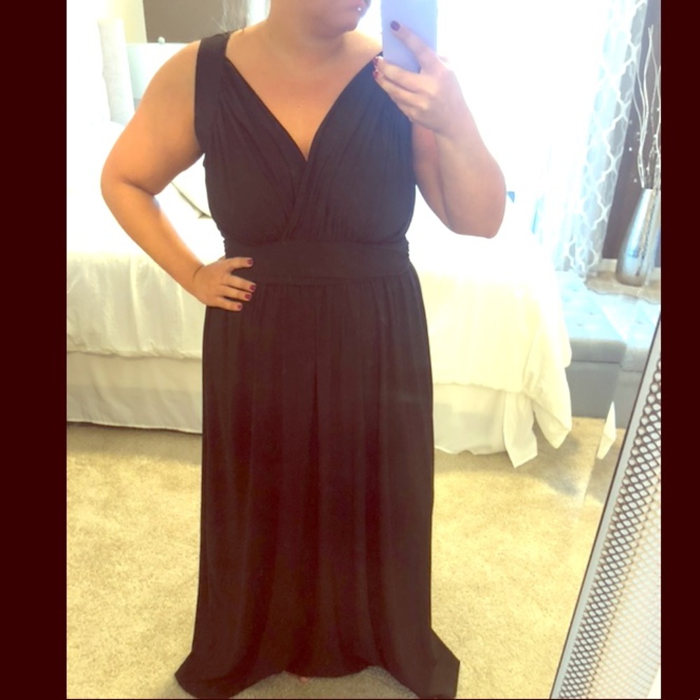 Beautiful casual or dressy black dress